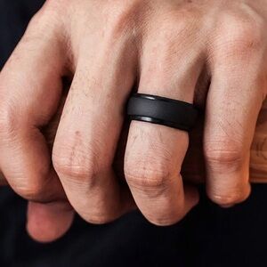 🩷 FREE WITH ANY PURCHASE Men's Silicone Black Colored Wedding Band Ring Sz 9